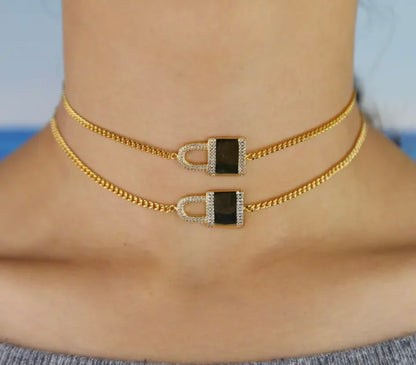 On Loc Choker